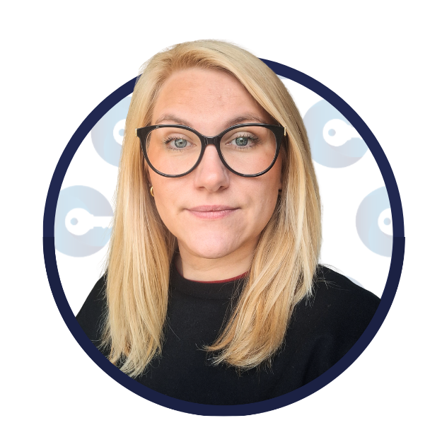 Samantha<br/> STRAUB